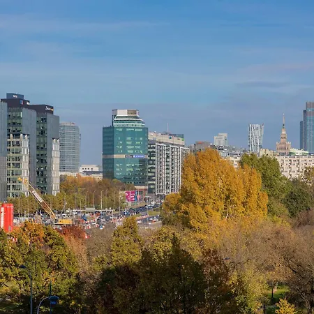 Grey In With View And Balcony By Renters
